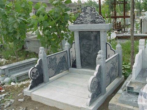 点击查看详细信息<br>标题：石墓碑 阅读次数：2852