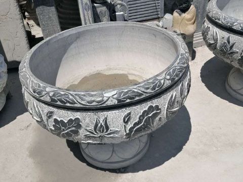 点击查看详细信息<br>标题：石缸石花盆 阅读次数：2974